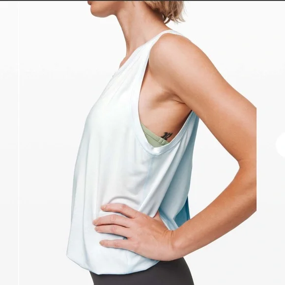 NWT Lululemon Calm and Serene Tank Sz 4 Pale Blue Open Tie Back - Picture 7 of 9